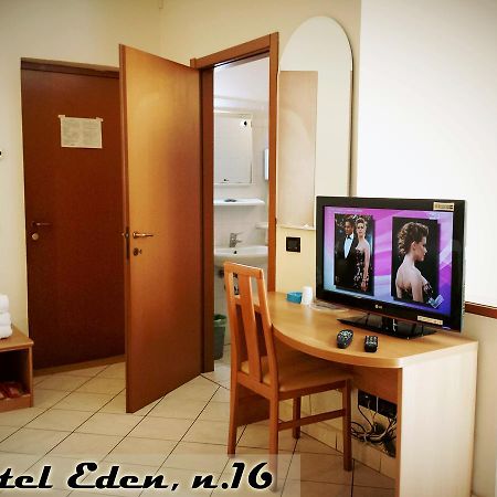 Hotel Eden Милано Екстериор снимка
